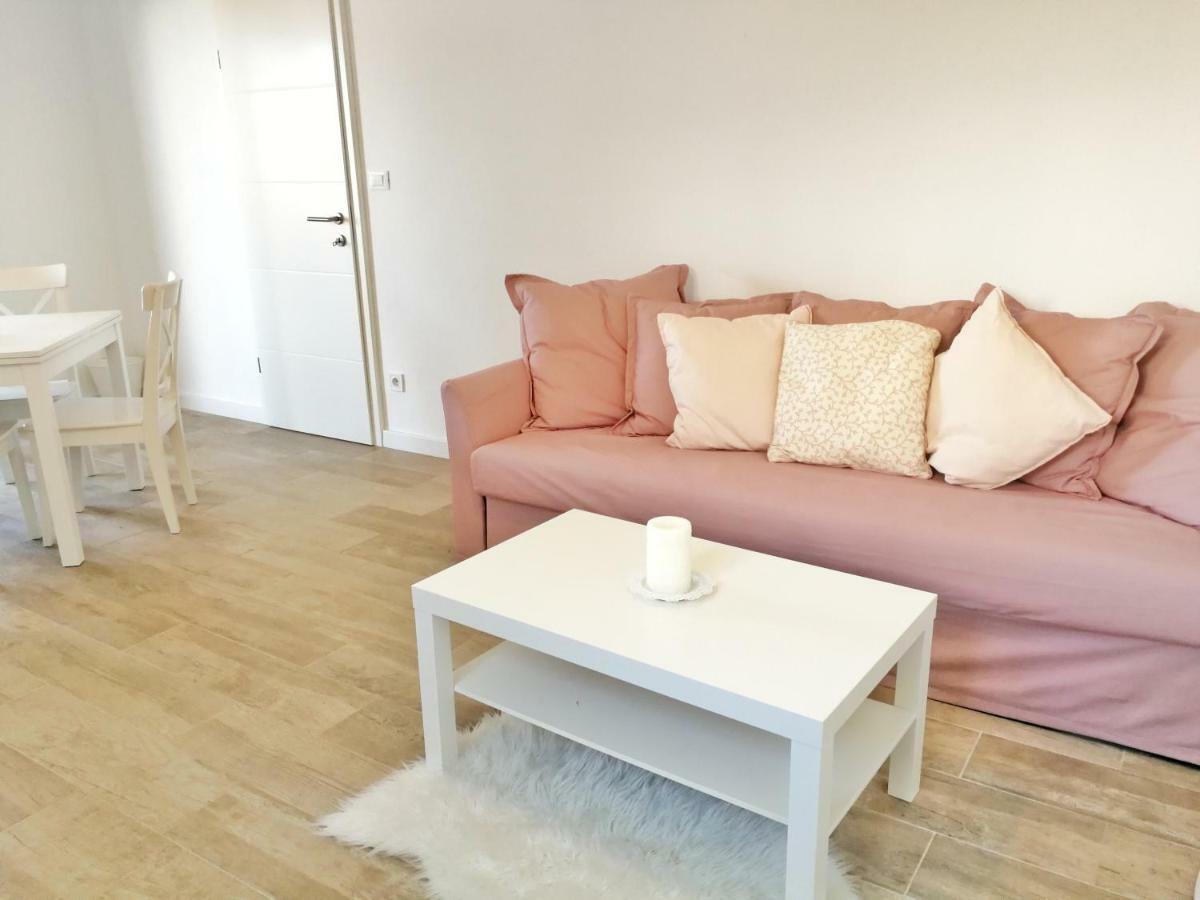 Apartmani Marijana Postira Buitenkant foto